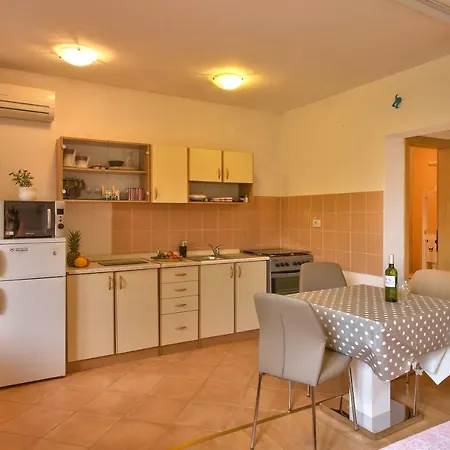 Apartament Borik